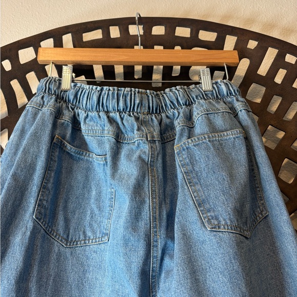 💙 Denim & Co XL Petite Light Blue Straight Jeans | Stretch Fit w/ pockets - Picture 7 of 14